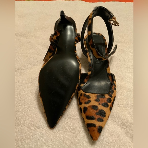 SALE! - Nine West Leopard Print - Low Heel - Picture 4 of 7